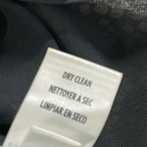 Casual Corner Annex Women's Snake Print Sleeveless V-Neck Top Size 10 - Picture 6 of 7